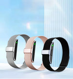 Smart Bracelet with Heart Rate and Temperature Monitoring